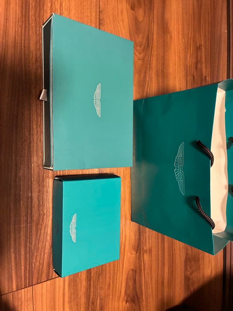 【新品未使用】ASTON MARTIN×Callwayゴルフキャディバッグ