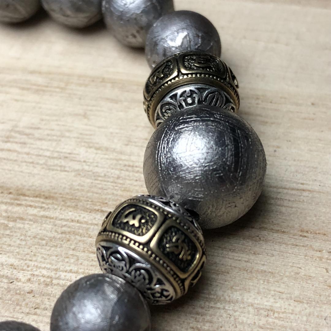 隕石 鉄隕石　アルタイ隕石　ムオニオナルスタ隕石 ブレスレット　重さ77ｇ