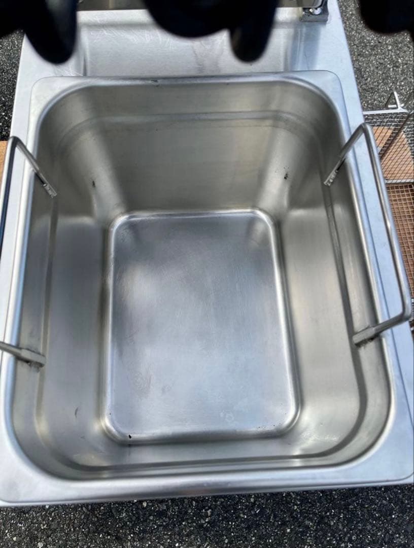 【フジマック】業務用 卓上電気フライヤー 3相200V 8リットル