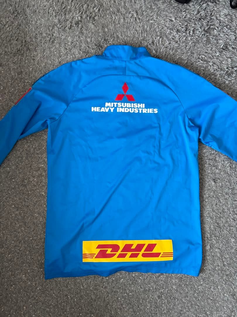 浦和レッズ　支給品ウェア