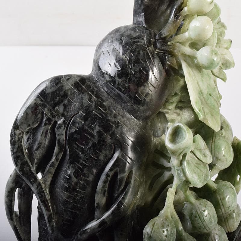 中国　玉石翡翠玉　果実彫　床飾　置物　重さ約1371g　D　R7574