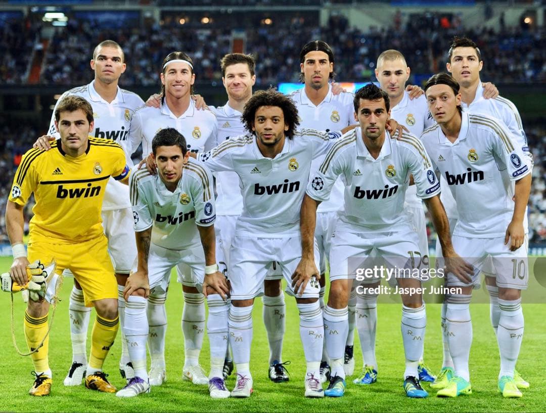 【新品/タグ付き】11/12 レアル・マドリード ♯10 エジル【Mサイズ】