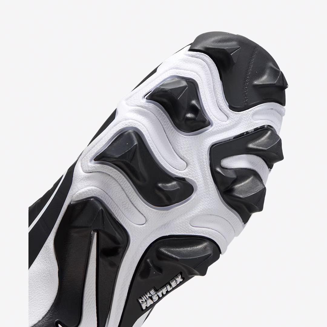 【新品】ナイキ ジュニア 野球用スパイク　24cm