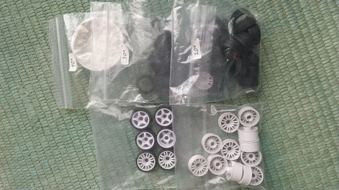 Kyosho ミニッツMR04-EVO2(緑モーター)