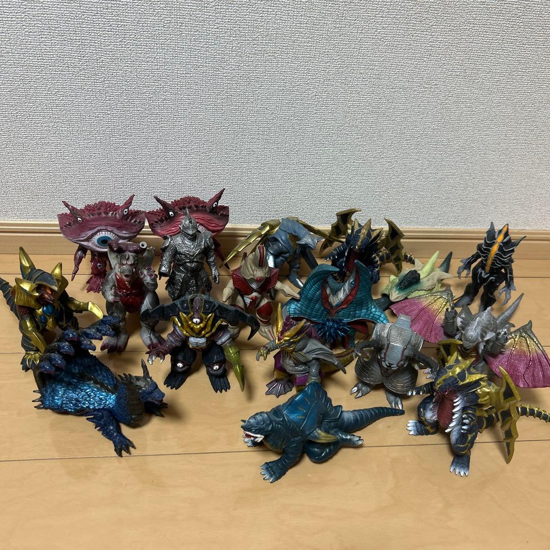 ウルトラマンガイア怪獣ソフビ 18体セット