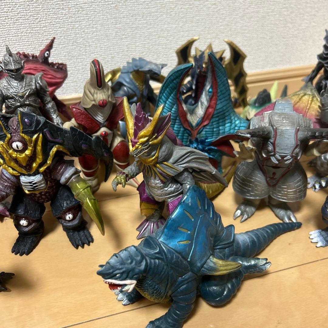 ウルトラマンガイア怪獣ソフビ 18体セット