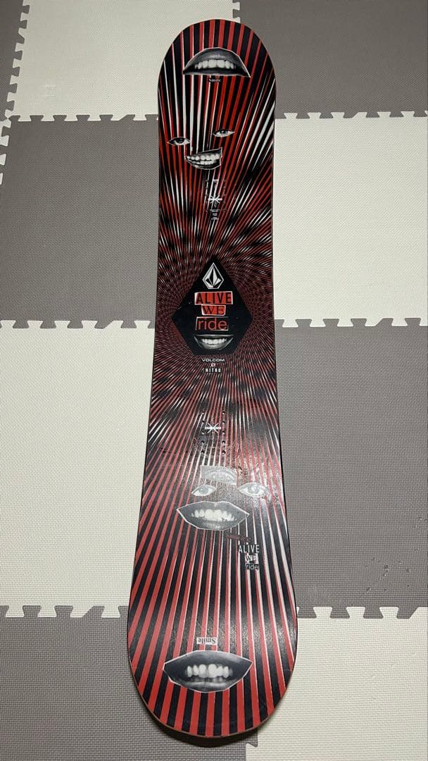 ナイトロスノーボード　nitro beast×volcom 158