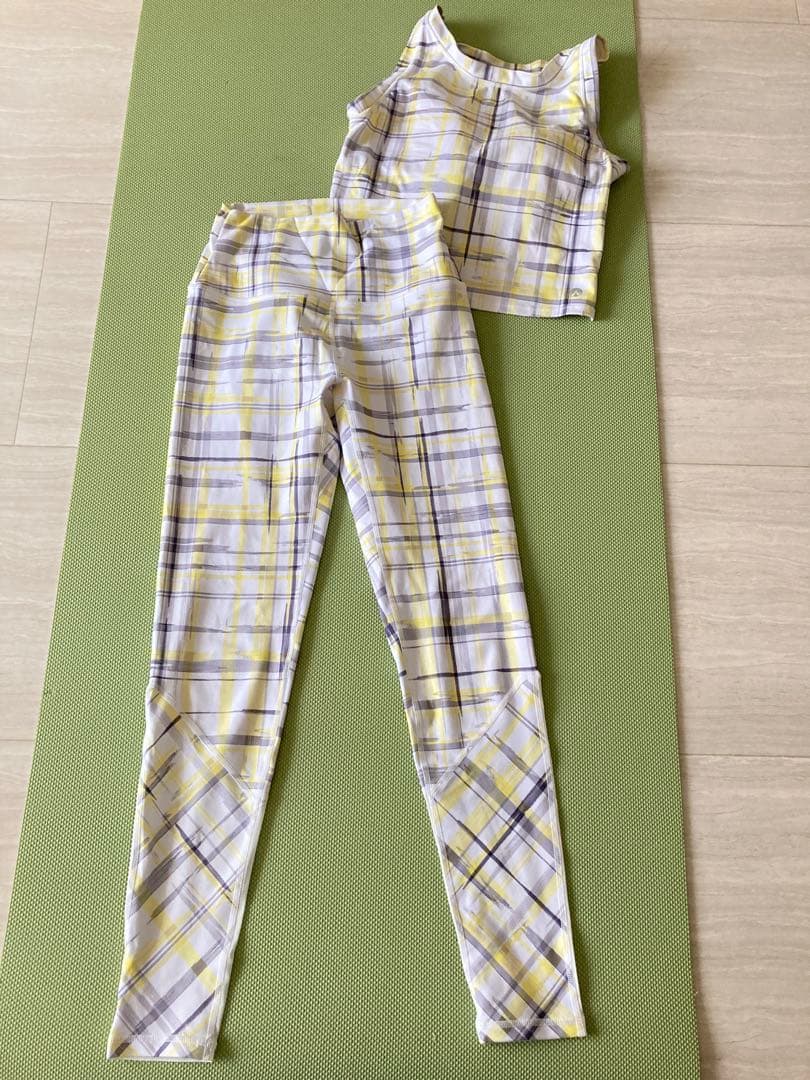 SUKALA 上下セット　Sサイズ　イエローチェック柄 ヨガウェアセット