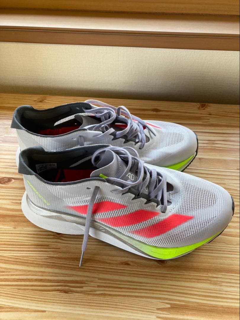 【値下げ】【新品未使用】アディダス【ADIDAS】アディゼロボストン12