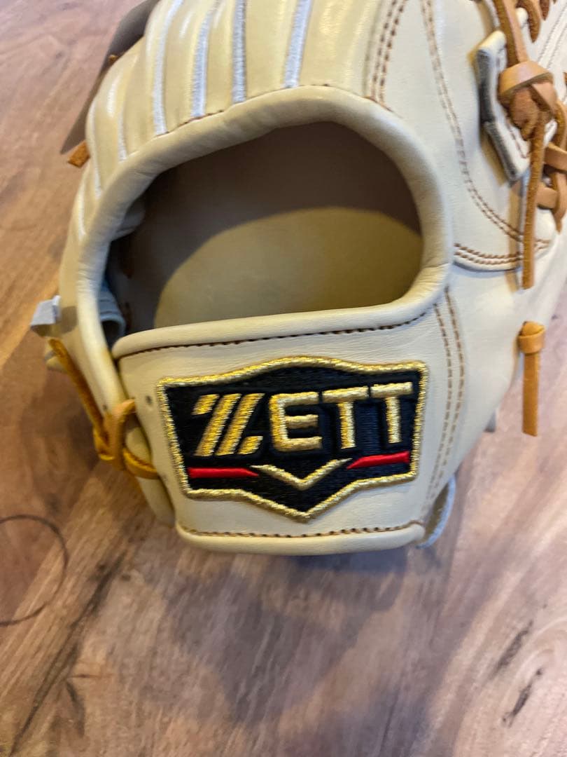 ZETTプロステイタス硬式　外野手用　新品未使用品