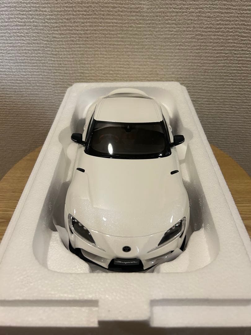 KSR18045W 京商 さむらい トヨタ GR スープラ