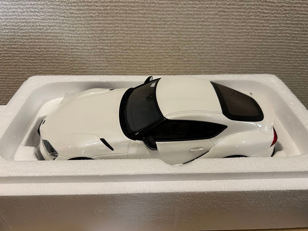 KSR18045W 京商 さむらい トヨタ GR スープラ