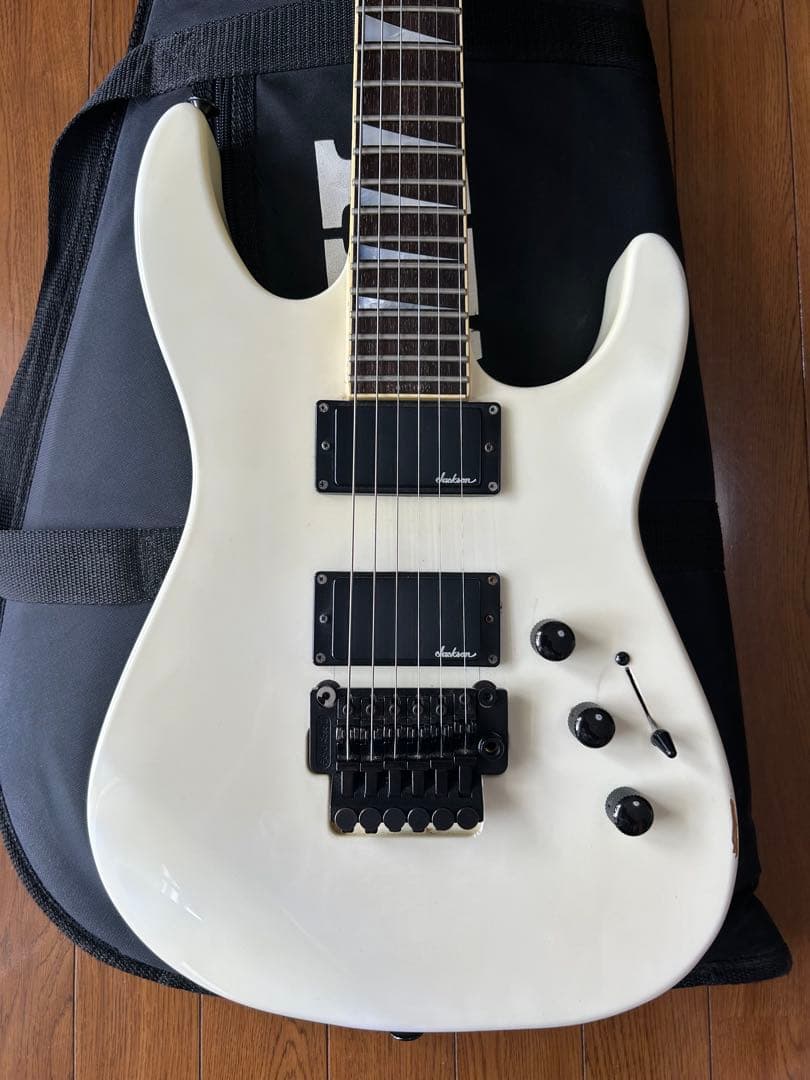 【Charvel】 シャーベル エレキギターHH スルーネック