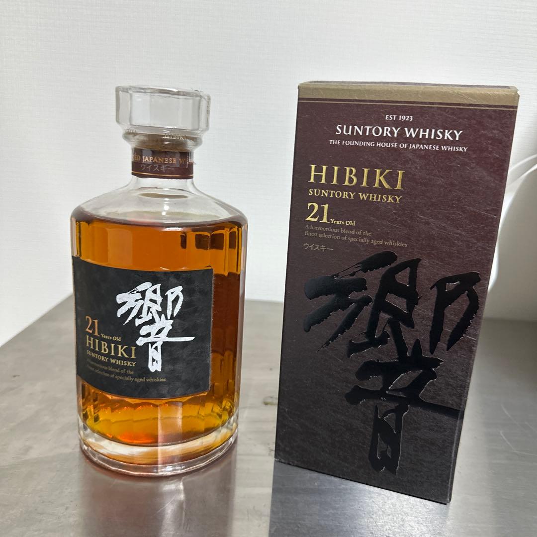 サントリー ウイスキー 響21年 700ml 未開封
