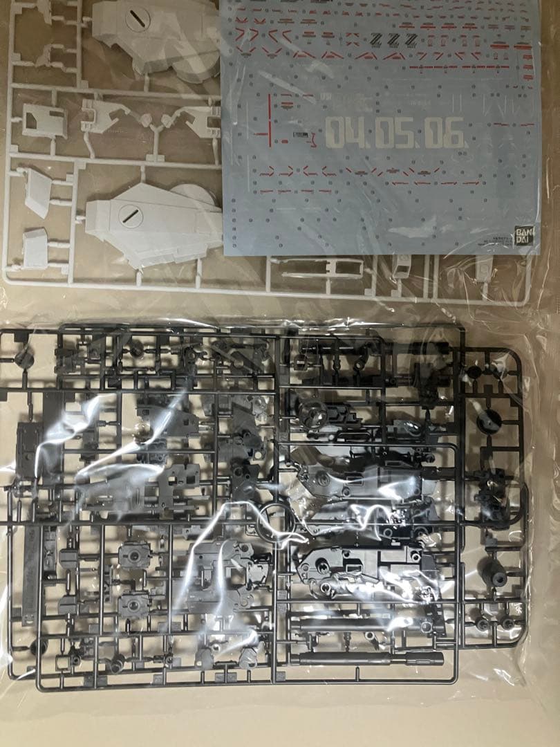 ガンプラ　未組み立て　MG FAZZ ver Ka