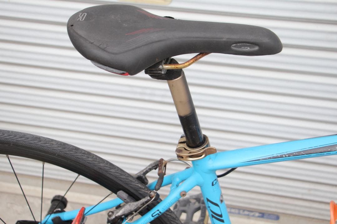 引き取り限定♪人気のキャノンデール♪QUICK♪クイック♪SAVE♪軽量モデル♪