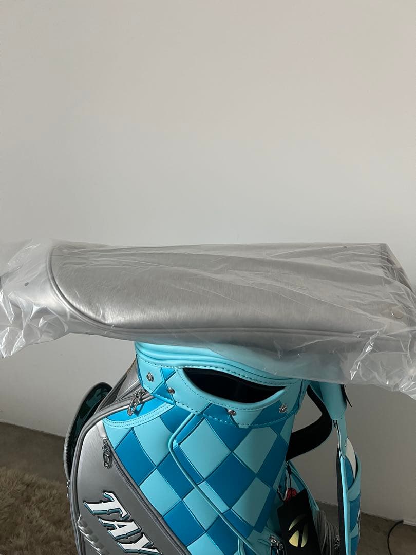 新品未使用！テーラーメイド 45周年記念 ゴルフバッグ