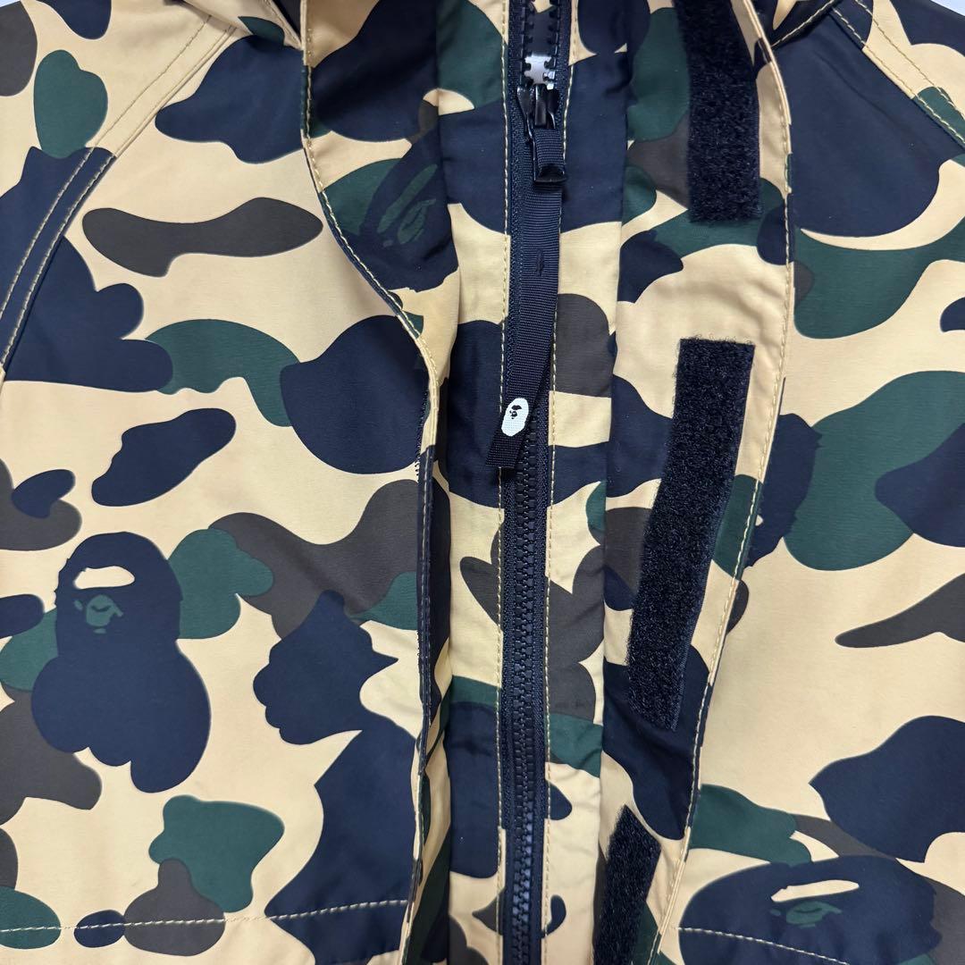 APE エイプ　アウター　スノーウェア　カモ柄　カモフラージュ110