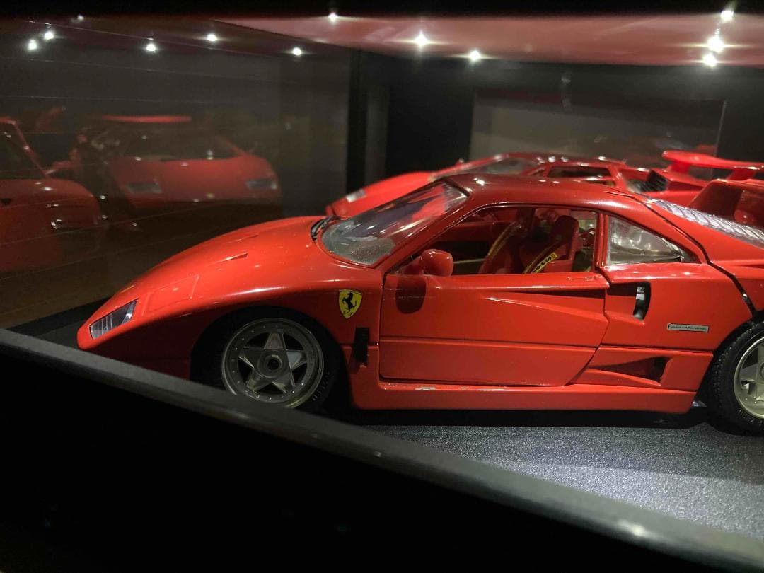 ミニカー用ジオラマ：1/18 ショールームタイプガレージ