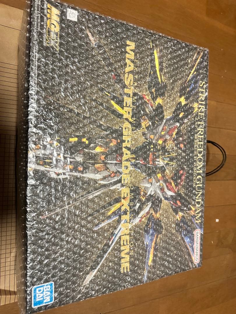 新品未使用　MGEX 1/100 ストライクフリーダムガンダム プラモデル