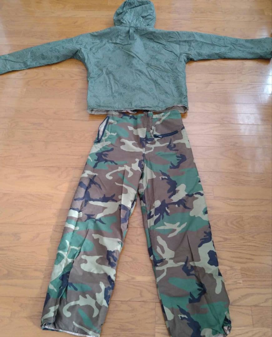 迷彩 フード付きリバーシブル レインスーツ 上下セット