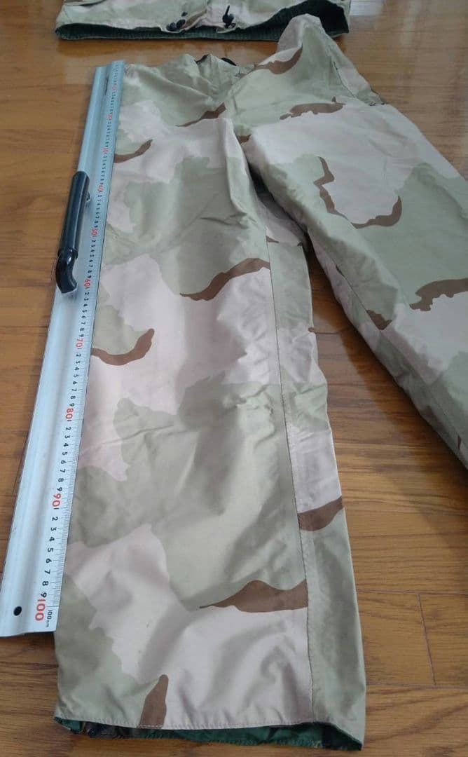 迷彩 フード付きリバーシブル レインスーツ 上下セット