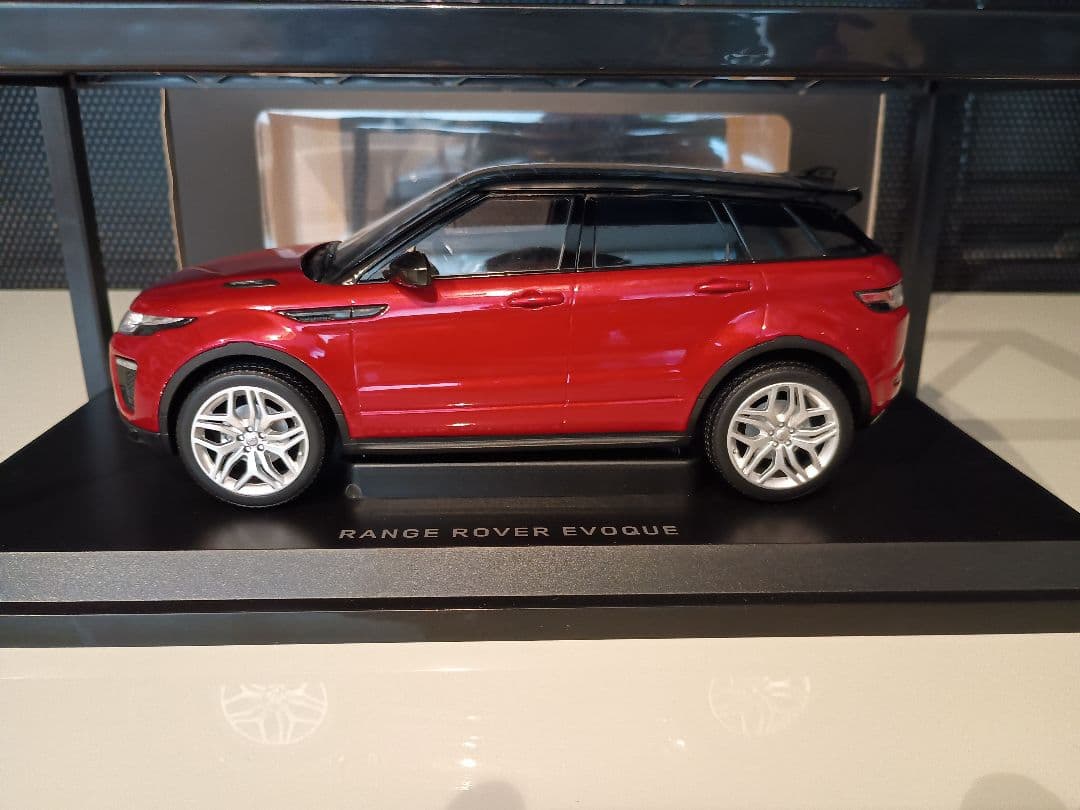 京商 レンジローバー イヴォーク Range Rover 1/18
