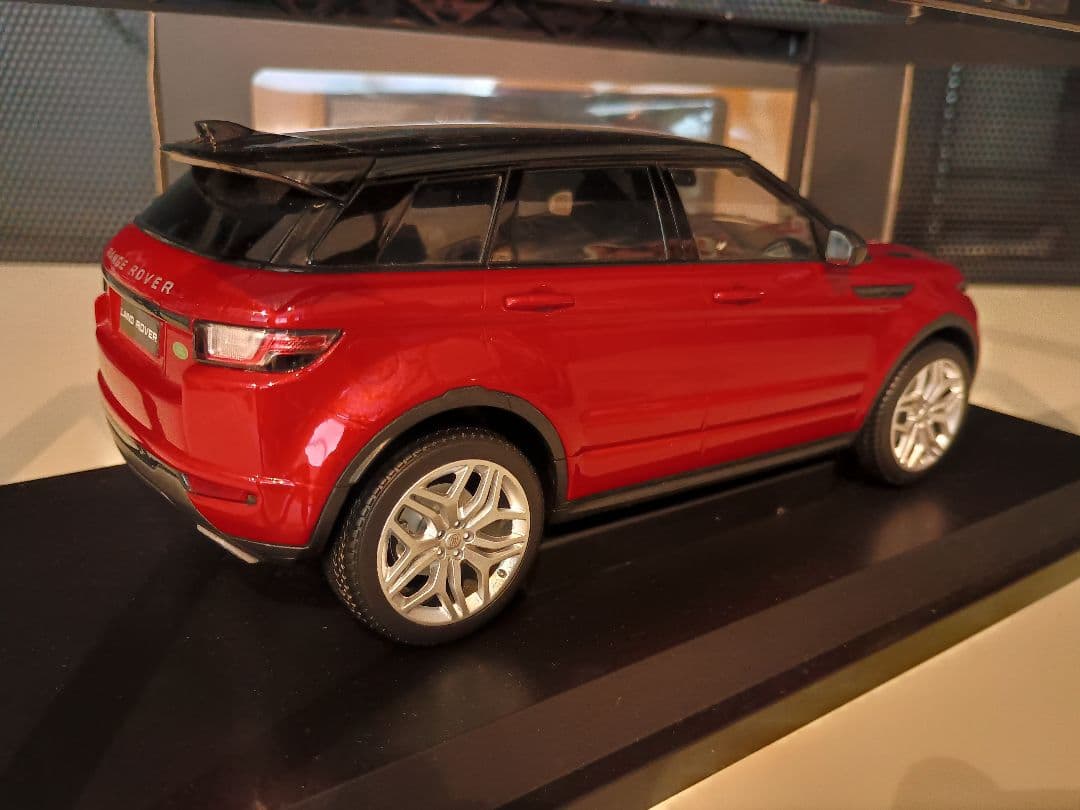 京商 レンジローバー イヴォーク Range Rover 1/18