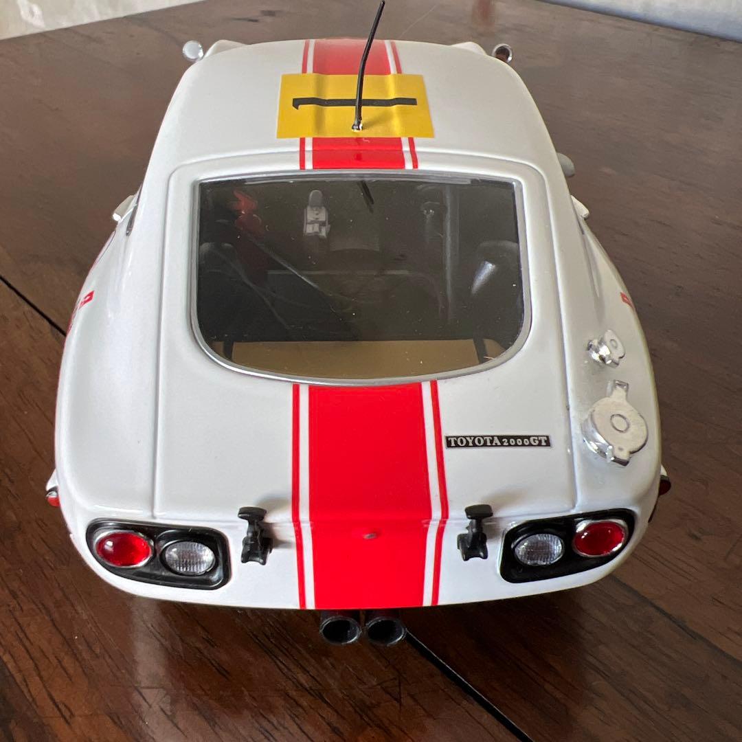 First 18 1/18 TOYOTAトヨタ2000 GT クーペ２台セット