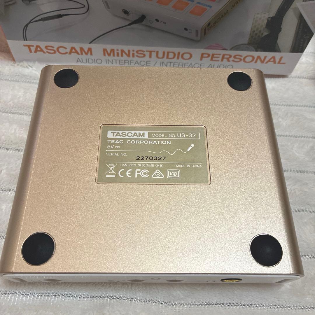 【美品】 ミキサー 配信 TASCAM タスカム スマホ配信セット マイク 配線