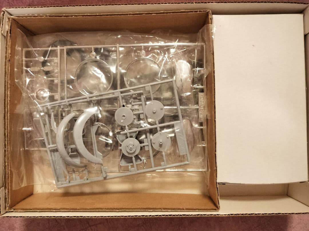 HONDA CB72 TYPE I 1/12スケールモデルキット