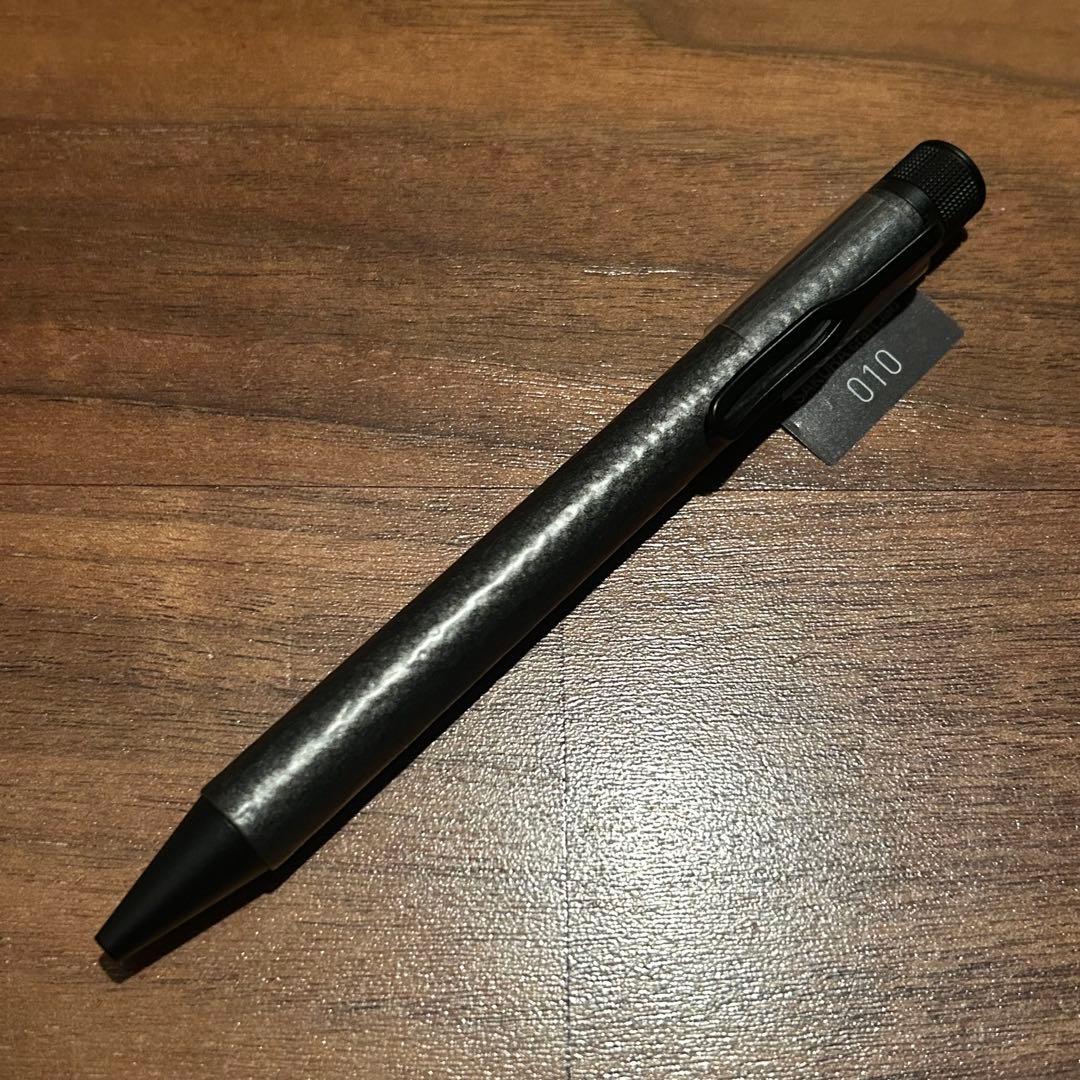 新品　サクラクラフトラボ　010 ボールペン　ゲルインクペン　チャコール