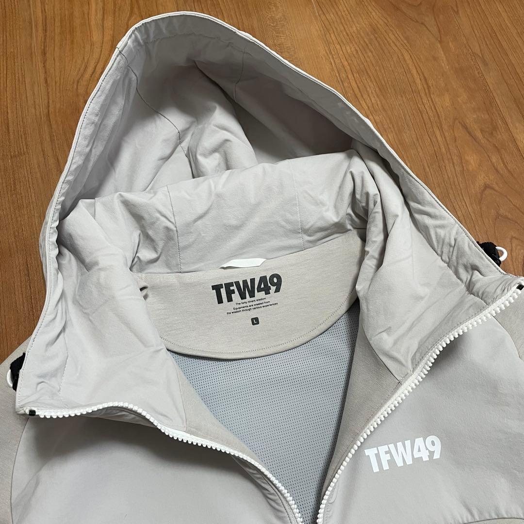 2025最新　定価4.7万　TFW49 フルジップ　パーカー　L グレー　ゴルフ