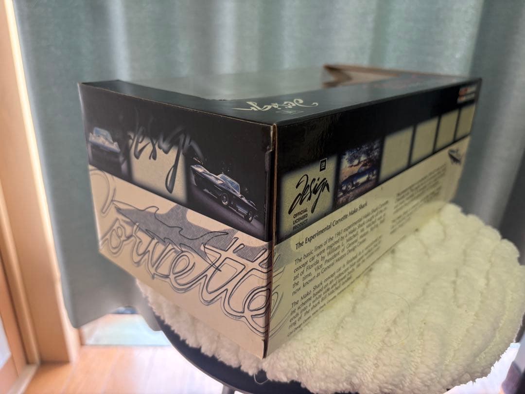 UTモデル製 1/18 シボレー コルベット マコシャーク 絶版品