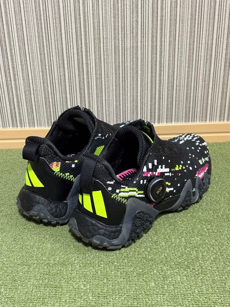 【美品】アディダスゴルフシューズ スパイクレス コードカオス22ボア