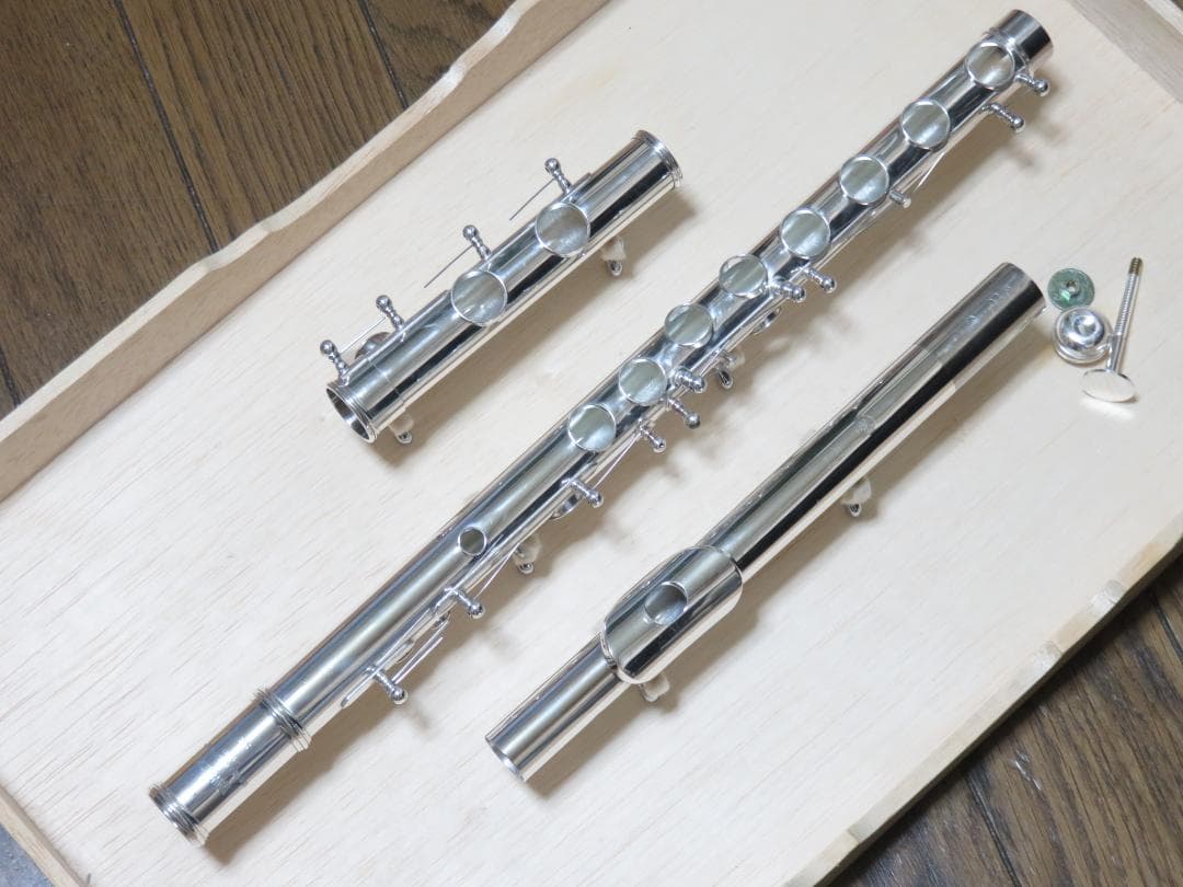 全タンポ＆ヘッド・コルク交換済　フルート　ヤマハ　YFL 211S Eメカ付き