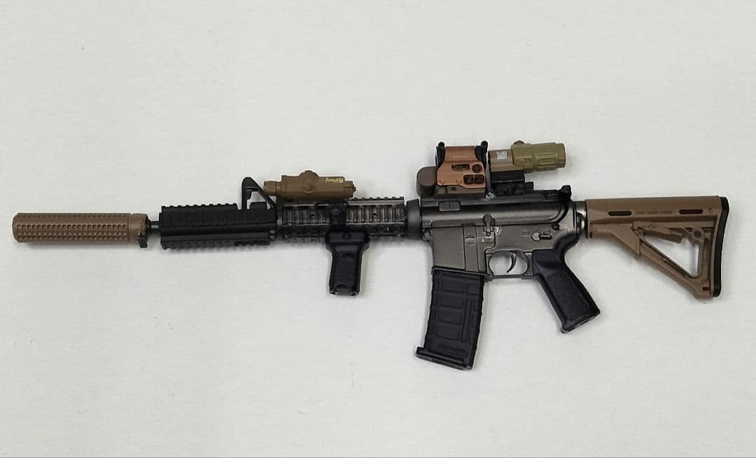 1/6　フィギュア用　アサルトライフル　０４