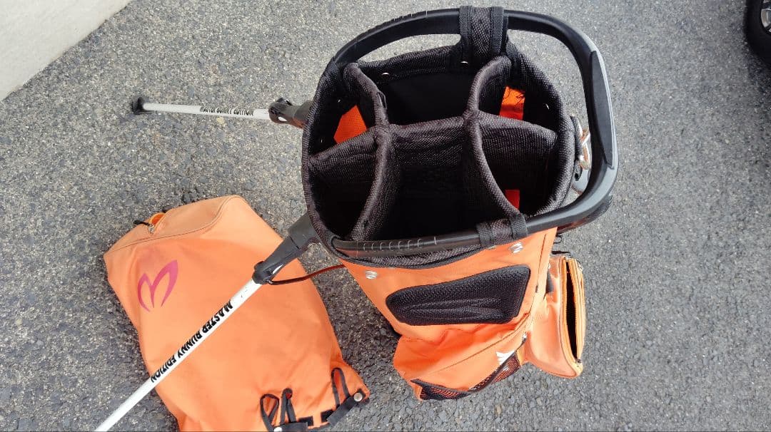 MASTER BUNNY EDITION 　軽量スタンドキャディバッグ　格安！