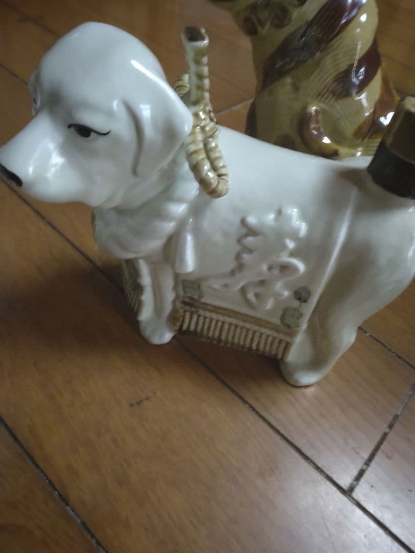 サントリーローヤル　干支ボトル　兎　虎　戌　未