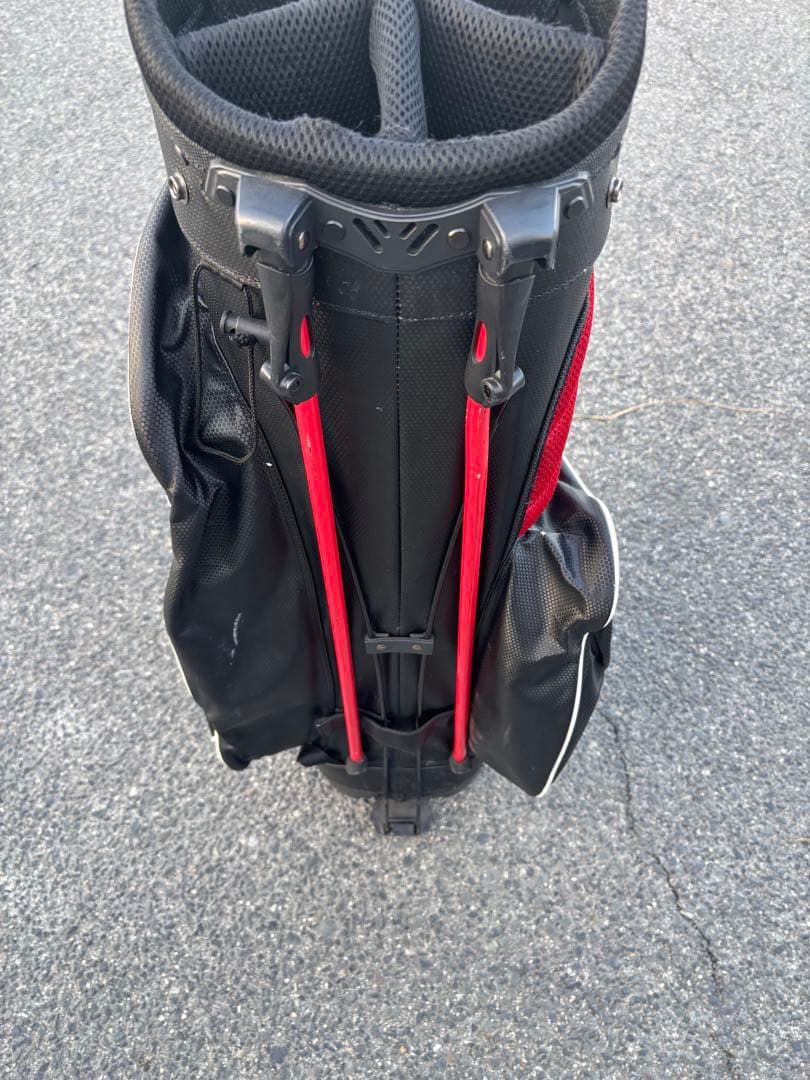 ゴルフバッグ・キャディバッグ 黒赤