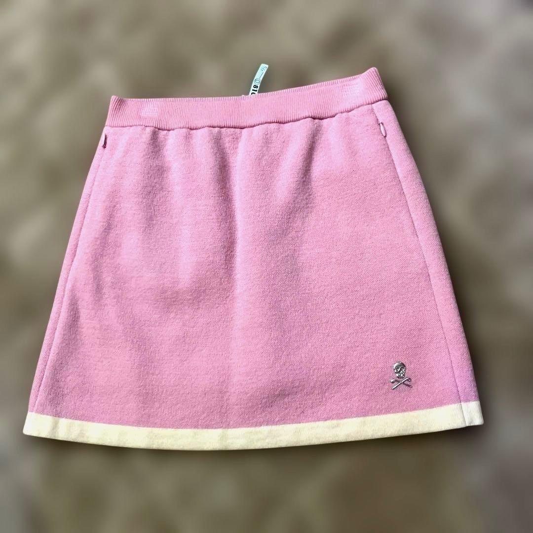 美品　ピンク タートルネック セーター・ニットスカート　セットアップ