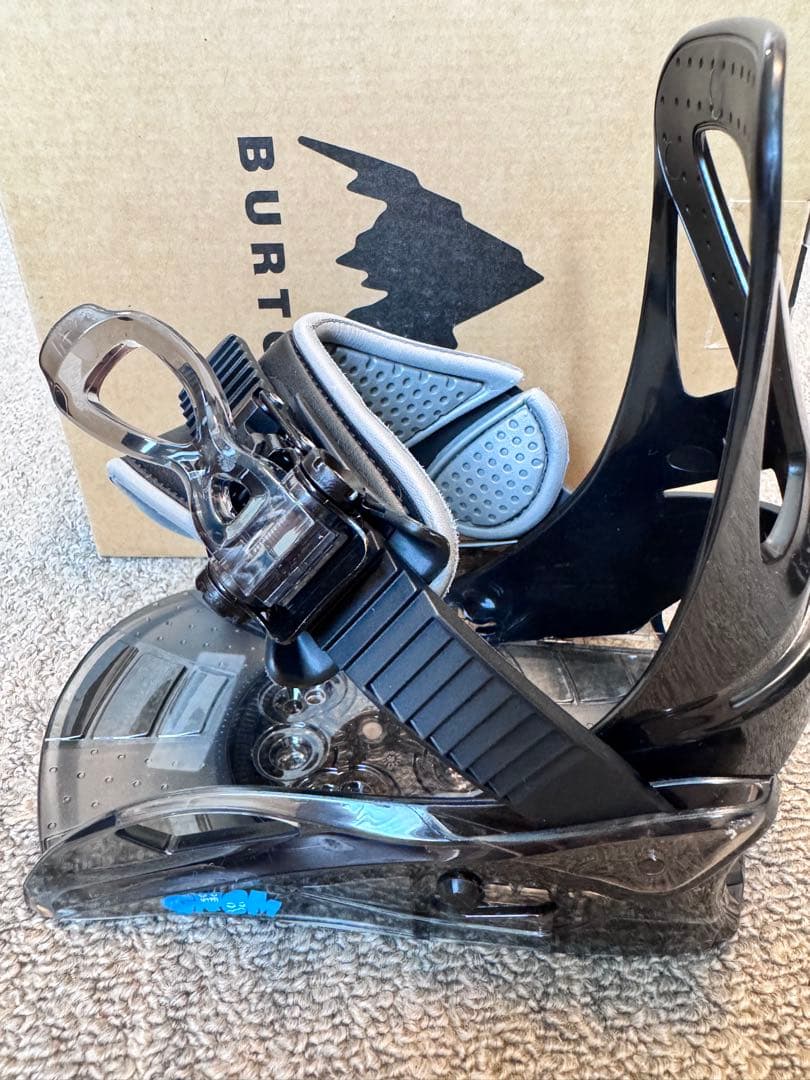 Burtonバートン.キッズGROM BOAブーツ、ビンディングセット_中古