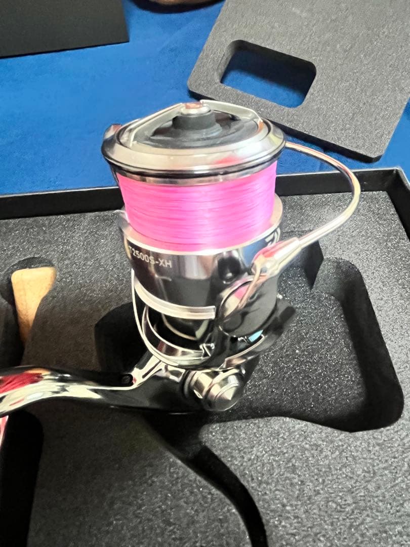 イグジスト2500S-XH スピニングリール