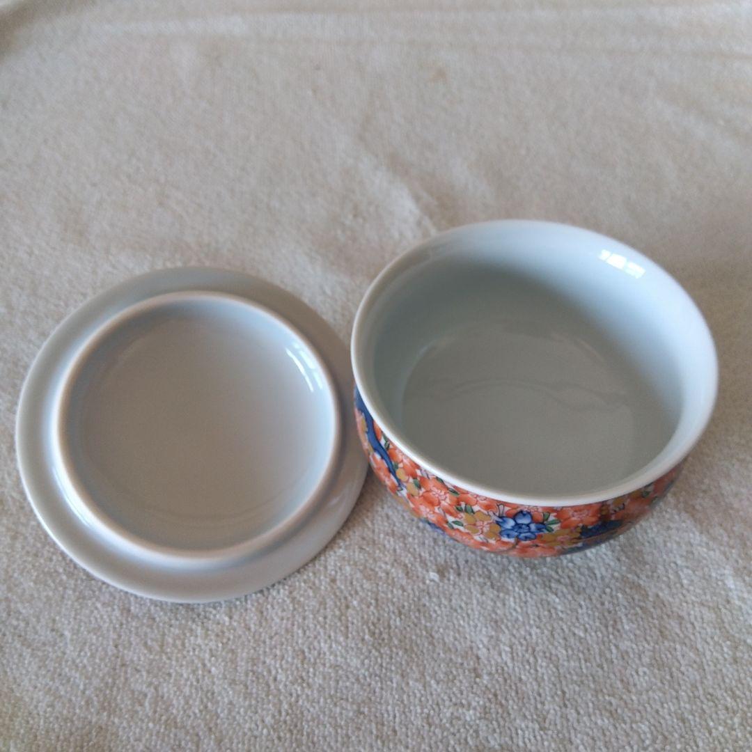 館林源右衛門作　染錦楼閣紋様蓋付湯呑