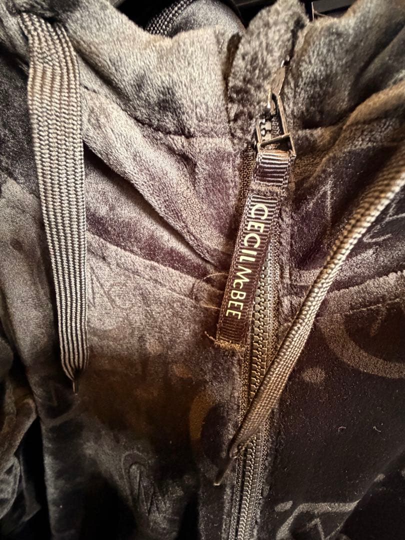 【新品】セシルマクビー　ベロアフーディー セットアップレディースゴルフウエア