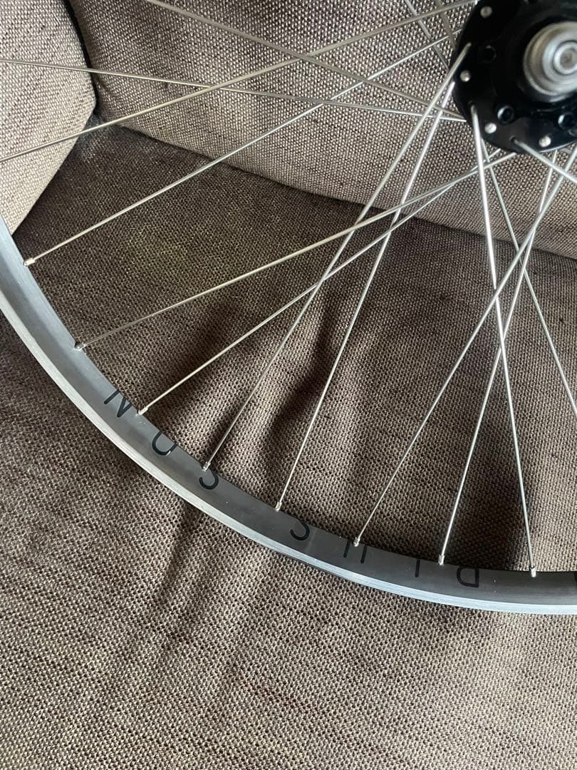 H PLUS SON AT-25 × SURLY シングルスピードリアホイール