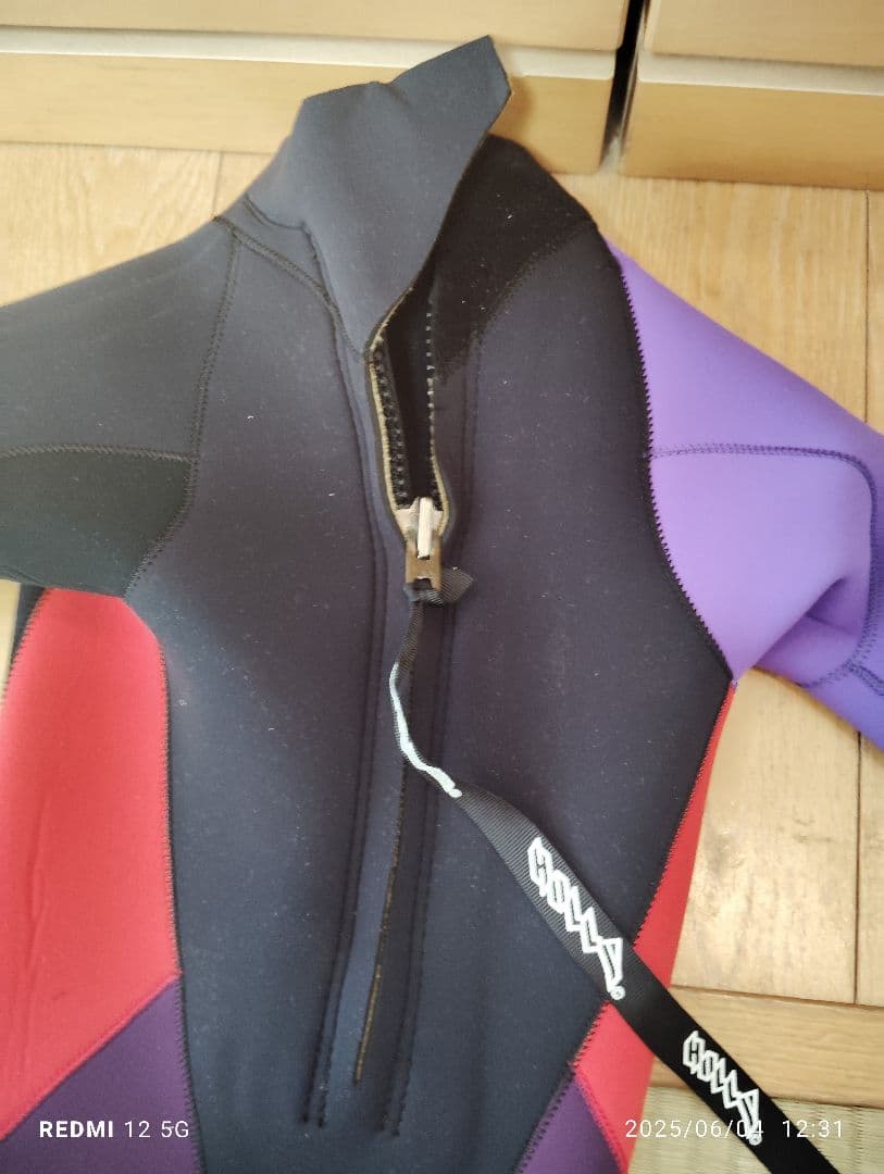 【holly】細身キッズセミドライオーダーウェットスーツ140cmー150cm