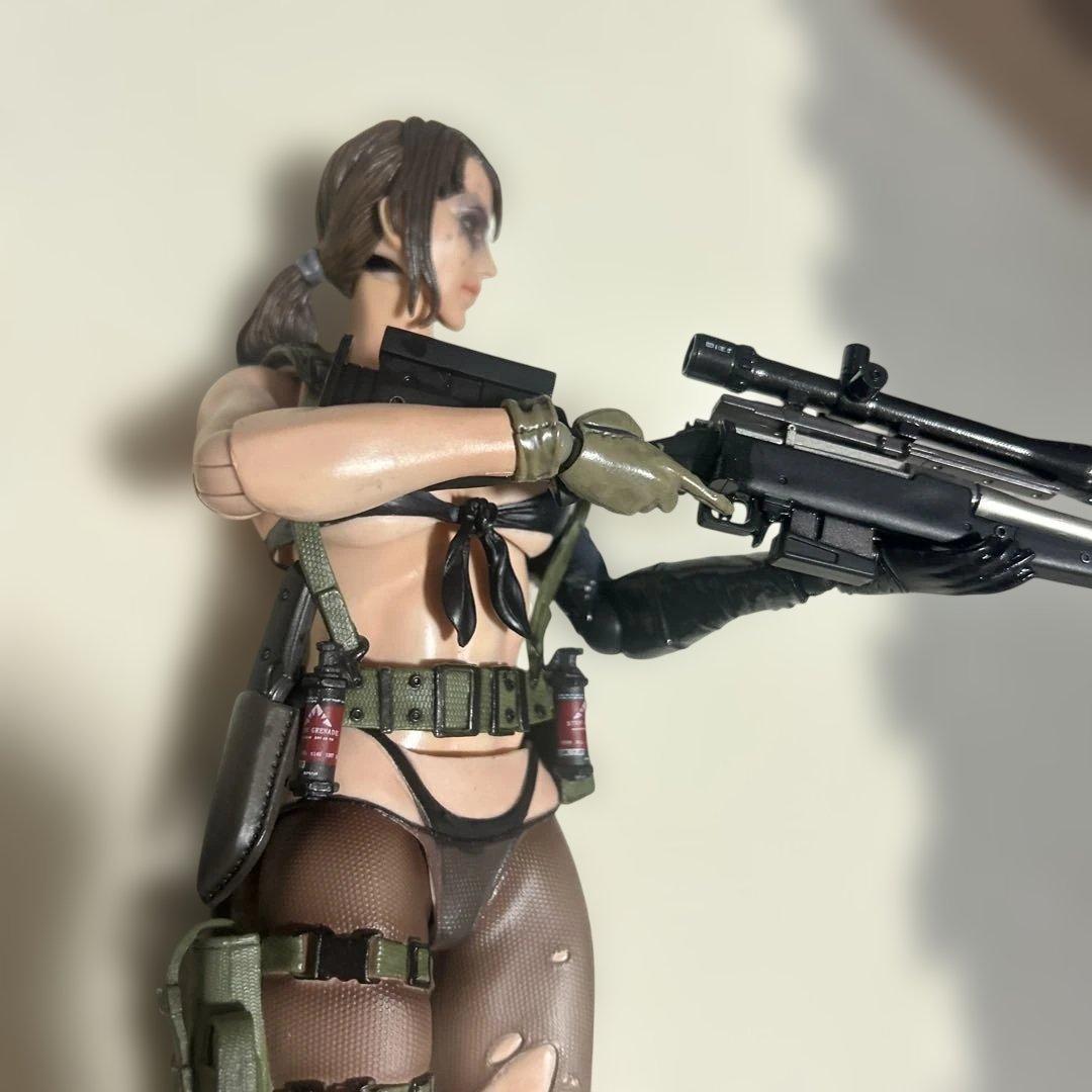 プレイアーツ改 PLAY ARTS改 クワイエット メタルギアソリッド　正規品