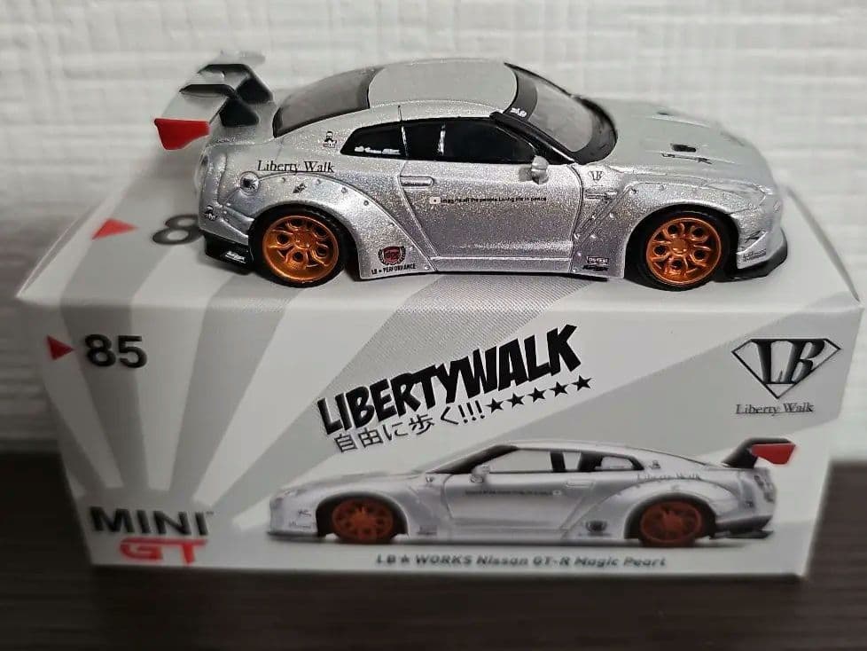 LIBERTYWALK LB★WORKS Nissan GT-R R35