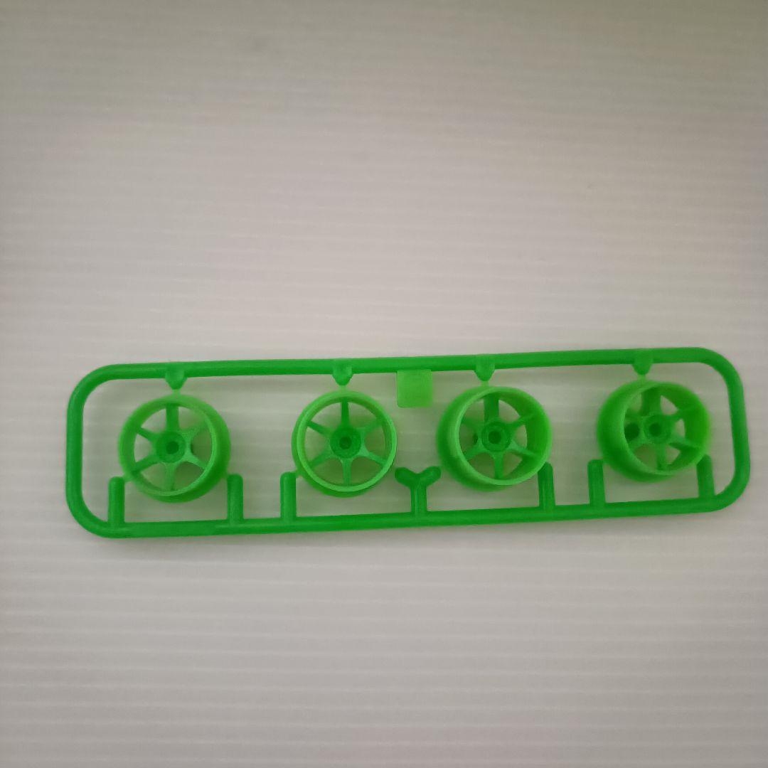 【新品未組立品】フルカウルミニ四駆　サイクロンマグナム